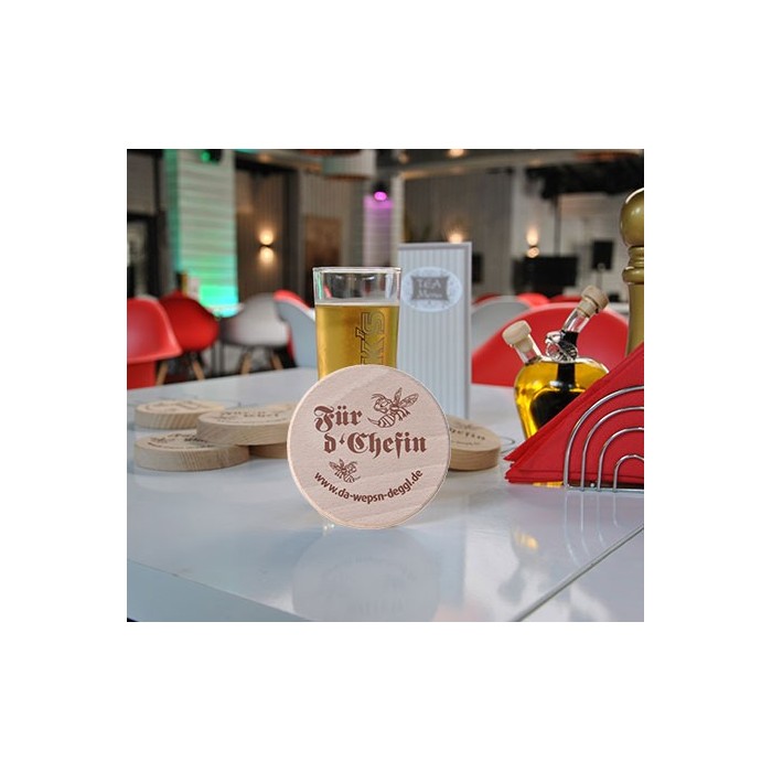 Da Wepsn-Deggl bedruckt mit „Für d’Chefin“